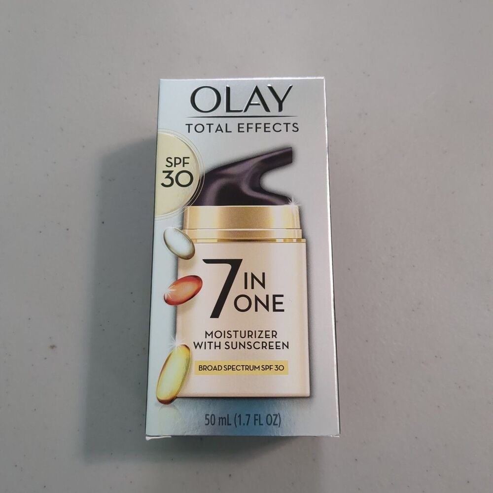 Olay Total Effects 7 In One Moisturizer with Sunscreen SPF 30 1.7 Oz new